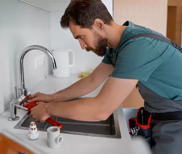 Professional Faucet Replacement Specialist in Simi Valley, CA: Schedule Affordable Faucet Replacement Services with Us