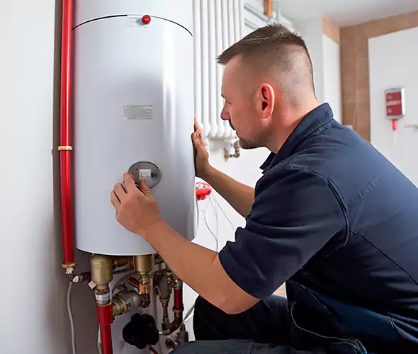 Expert Plumber for Gas Water Heater Replacement in Simi Valley, CA: Schedule Affordable Replacement Services with Us